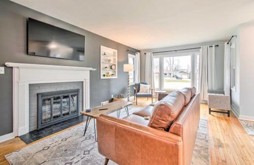Normal House | Pet-Friendly Uptown Normal Home Steps to ISU