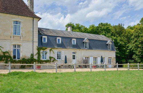 Sainte-Solange Apartment | Petit Gîte de Villecomte