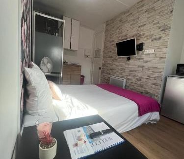 Champs-Elysees Apartment | Petit studette sous le toit in the heart of the fashion and luxury district
