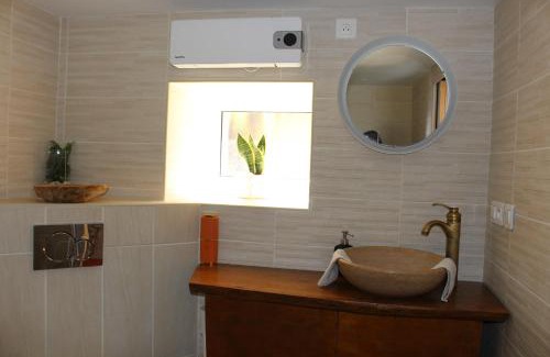 Savigny-sous-Malain House | Petite Maison chaleureuse avec jacuzzi privatif