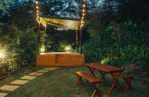 Kadadhe Villa | Petite Paradise Carat 1, Lonavala by Ebony Stays – Peaceful 1BHK Garden Villa