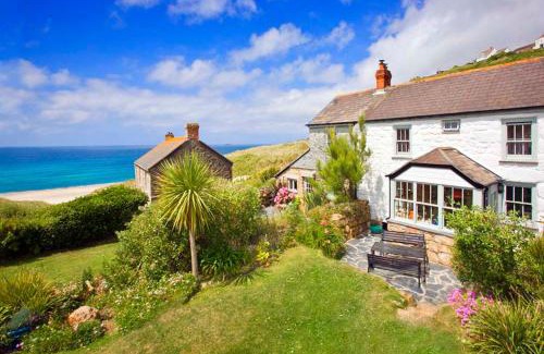 Sennen Cove House | Petra, Cornish Cottage With lovely Garden, Wow Sea Views, By the Beach