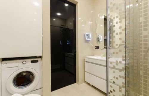 Pechers'kyi District Apartment | Petrovdom Apartments 12-94 in RC Tetris Hall, Dilova 1-2