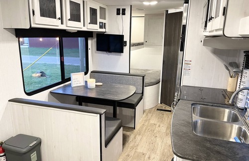 Surfside Beach House | PETS STAY FREE Wanderlust Beach Retreat