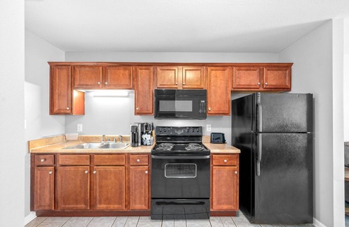 Clarksville House | Pets welcome, 15 minutes to Ft Campbell-G2