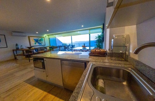 Romantic Zone Apartment | PH Infinity View “Zona Romántica”