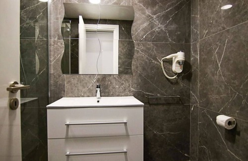 Acropolis Apartment | Phaedrus Living: Luxury Suite Nicosia 502