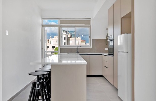 Lykabittos Apartment | Phaedrus Living: Romanou Modern City Center Flat