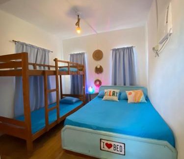 Metro Luzon Urban Beltway House | Philipp's Beachfront Cabin - Calatagan