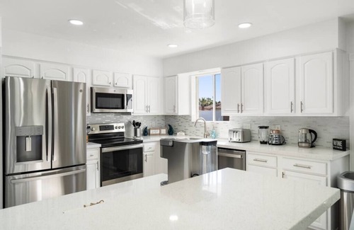 Paradise Valley Village House | Phoenix Luxury Villa Heated Pool, Golf, Near Mayo Clinic