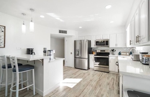 Paradise Valley Village House | Phoenix Luxury Villa Heated Pool, Golf, Near Mayo Clinic