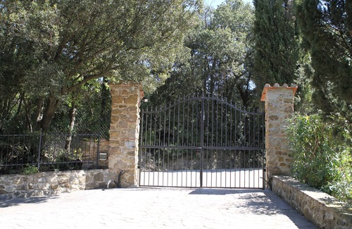 Castagneto Carducci Cottage | "Piccola" rustic cottage, garden, sea view, 6 km to the sea