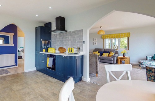 Tan-y-groes Cottage | Picked for its stunning sea views and close to Llangrannog beach.