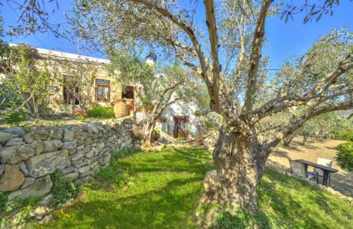 Zerviana House | Picturesque Traditional Stone House