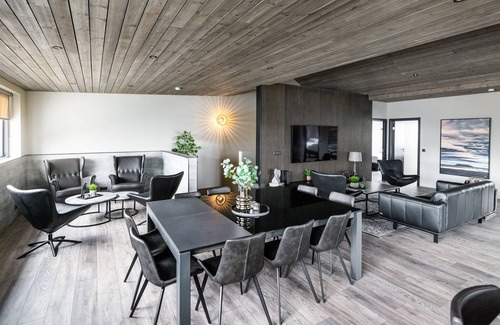 Vestmannaeyjar Apartment | Pier Apartments