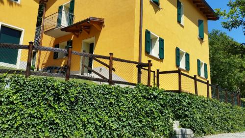 Castelnovo ne' Monti Apartment | Pietra di Bismantova Short Lets