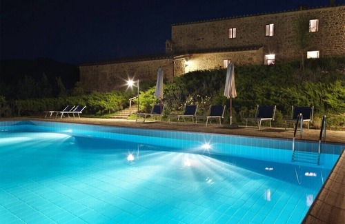 Casole d'Elsa Apartment | Piettorri Rosmarino In Casole d'elsa, Tuscany