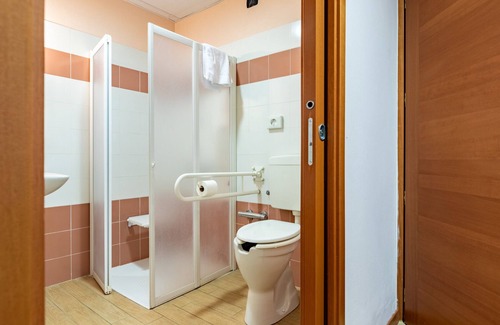 Villanova d'Asti Hotel | Pilgrim's House