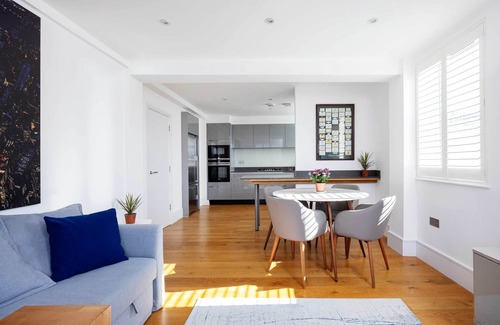 Warwick Apartment | Pimlico Perfection, by Veeve