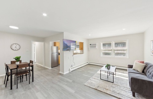 Newark Apartment | Pine Brook 509 I Corporate 1.5Br Apt I Parking