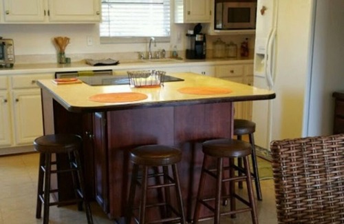 Pine Island Center House | Pine Island Bokeelia, Twin Palms a 2 Bedroom, 2 Bath Home on Canal