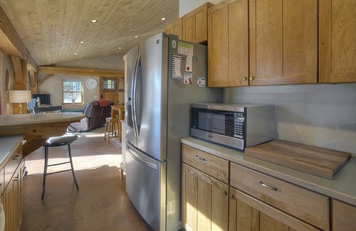 Los Ranchitos Estates Cabin | Pine Meadow Cabin | Straw Bale, Solar Powered Cabin in Woods - Pets OK