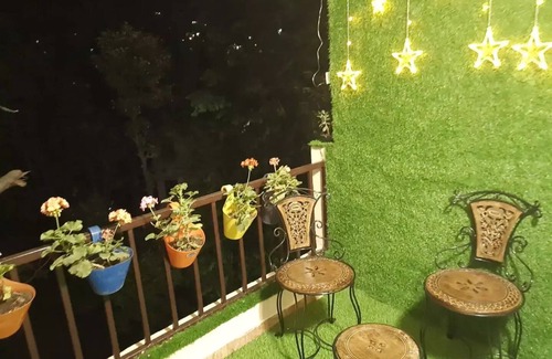Bhowali Apartment | Pinegreen Chalets- 2 Bedroom WiFi Vacation Homen