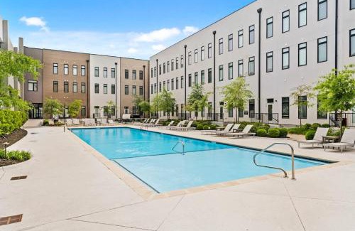 Rogers House | Pinnacle Heights 2Bdrm 3rd flr Near Walmart Amp Pool Fitness Center Yoga Studio Dog Spa