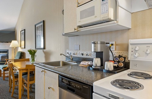 Village North Apartment | Pinnacle Hotel Whistler Village