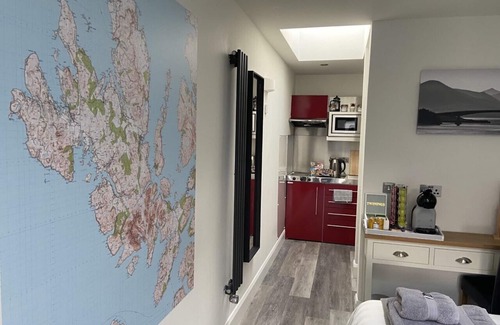 Achachork Apartment | Piper's Hut - Central apartment