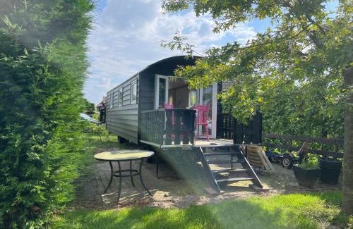 Kesteren Bed & Breakfast | Pipowagen Mamaloe