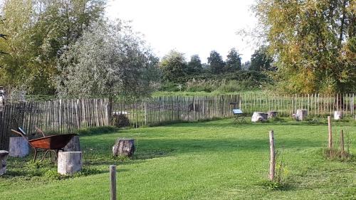 Zaltbommel Other | Pipowagen Overnachting Het Houten Huis