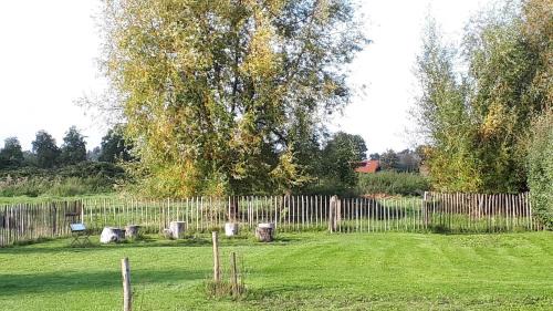 Zaltbommel Other | Pipowagen Overnachting Het Houten Huis