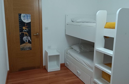 Ordes Condo | Piso Familiar en Ordes Próximo al Camino Inglés