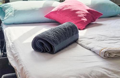 El Puntal Apartment | Piso ideal con WIFI Parking y Desayuno