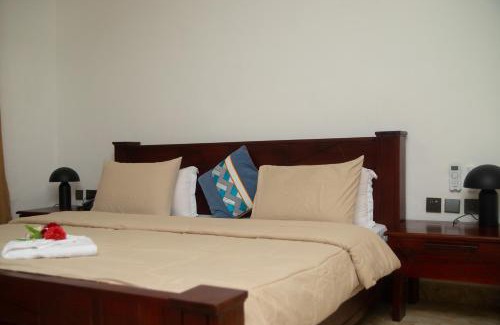 Elmina Hotel | Pito Guest House