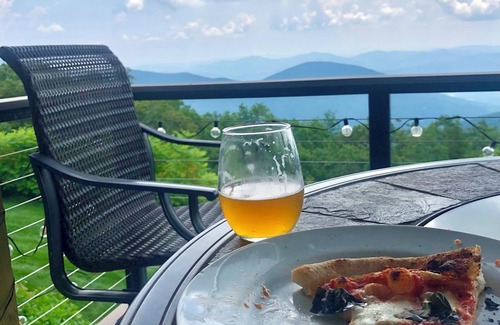 Nellysford Condo | Pizza & Views!