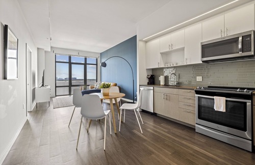 Bluemont Apartment | Placemakr Marymount Ballston