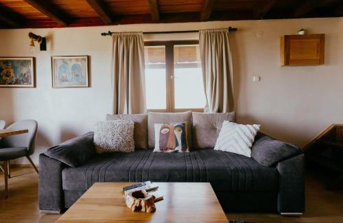 Konjska Reka House | Planinska Koliba Sekulić