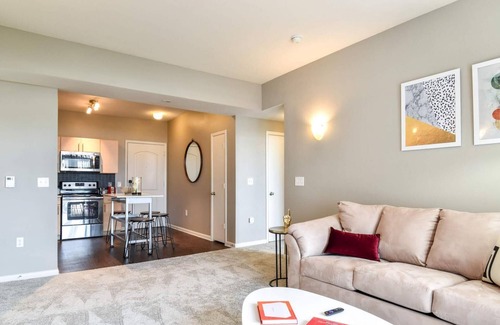 Legacy Park Apartment | Plano | Classy 2BD/2BA Apartment