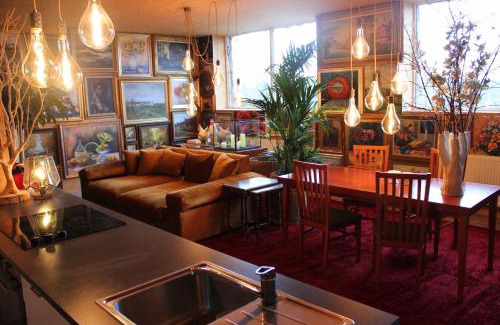 Poelkapelle Apartment | Plantkot -Boekenkot -Kunstkot en love kot