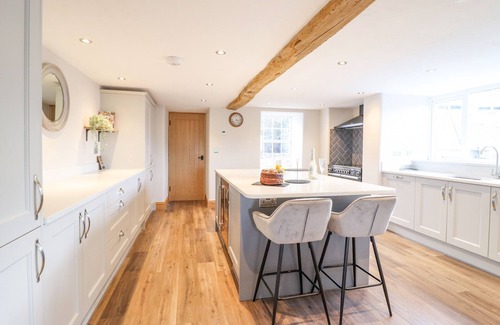Rhydlydan Cottage | PLAS IOLYN, family friendly, with hot tub in Betws-Y-Coed