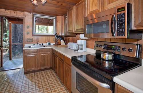 Cazadero Cabin | Play In Austin Creek, Sleep In The Shade Of Redwoods