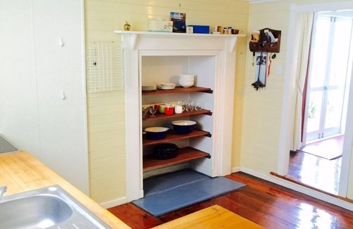 Pakaraka House | Ploughman's Cottage - Bay of Islands Getaway