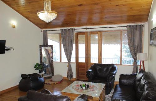 Manali Bed & Breakfast | Plumage