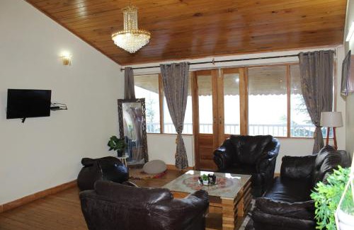 Manali Bed & Breakfast | Plumage