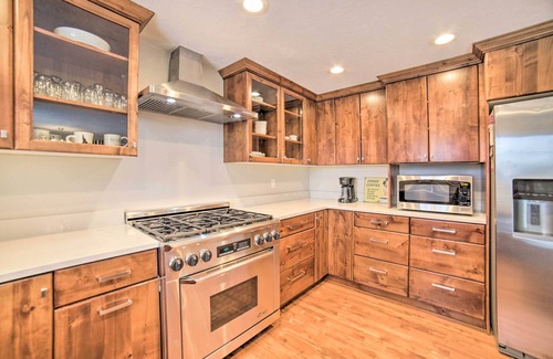 Pocatello House | Pocatello Retreat ~ 3 Mi to Downtown!