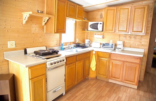 Gouldsboro Cabin | Pocono Comfortable 2Bedroom Stay