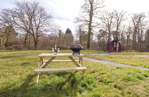 Saint Asaph Cottage | POD 1, pet friendly, country holiday cottage in St Asaph