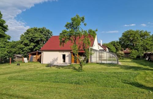 Nove Mitrovice House | Podbrdská chalupa